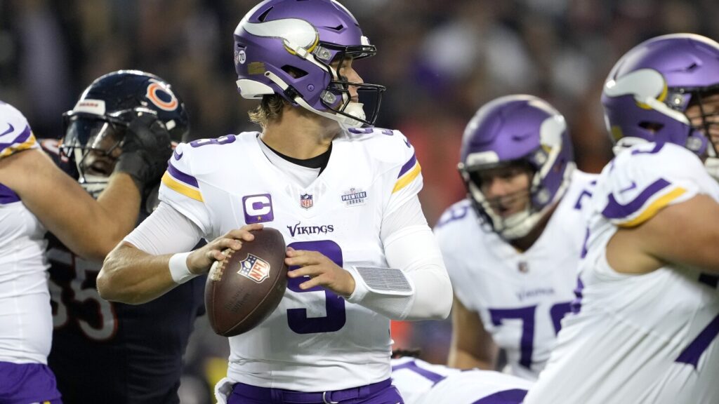 MNF drew 22.1 million viewers for Vikings-Bears, up 8 percent from Week 1 last year