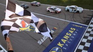 Winners, losers from Kansas Cup playoff race won by Chase Elliott