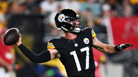 Steelers QB Skylar Thompson suffered minor injuries in Dublin robbery