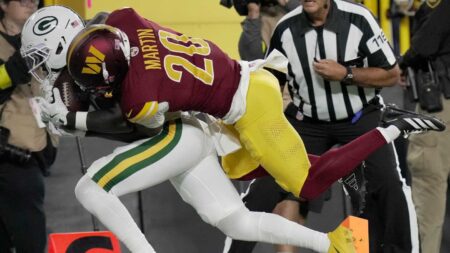 Jayden Reed has broken collarbone, will miss significant time