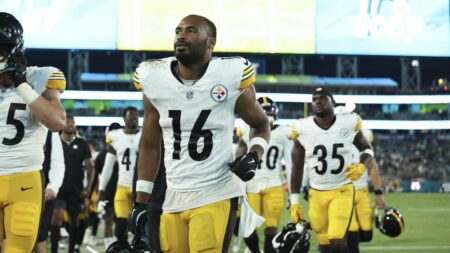 Steelers release WR Robert Woods from practice squad