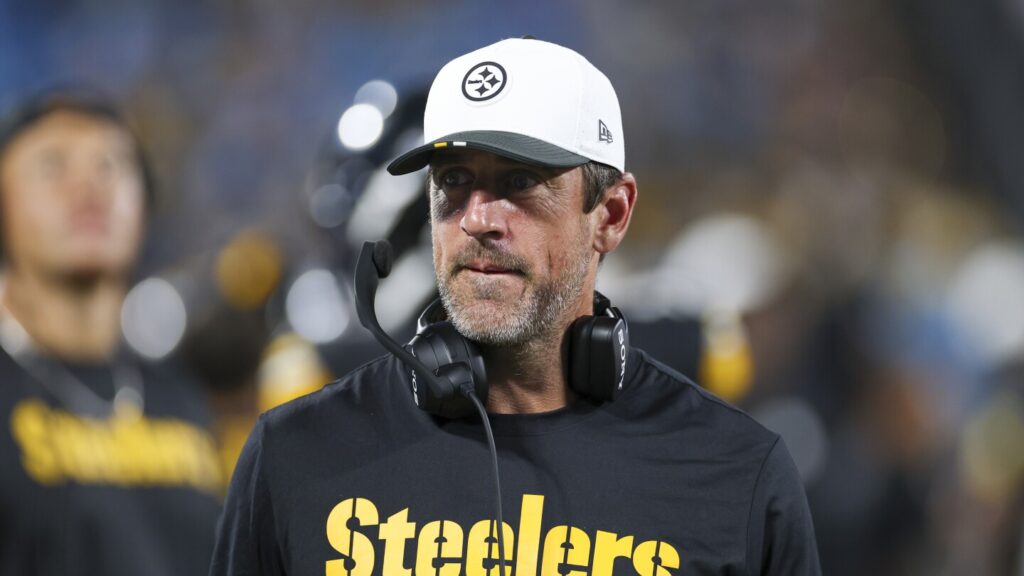 Aaron Rodgers isn’t sweating return to MetLife, handle on Steelers offense