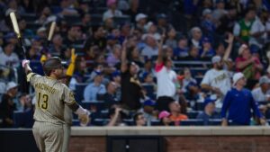 Machado the man for bases-loaded moments as his 14th grand slam powers Padres past Mets