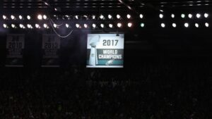 CeeDee Lamb says he will watch Eagles’ banner raising for “motivation”