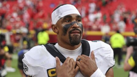 Jalen Hurts takes “accountability” for stagnant passing game