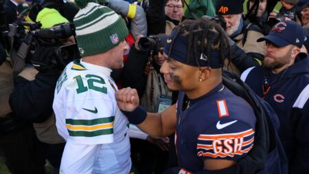 Justin Fields on facing Steelers, Aaron Rodgers: There’s no storyline for me