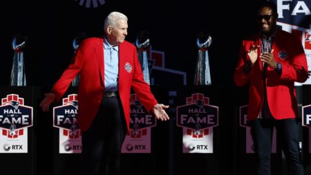 While entering Patriots HOF, Bill Parcells expresses regret for how things ended there