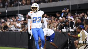 Chargers sign Tony Jefferson to 53-man roster, Clelin Ferrell to practice squad