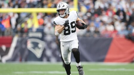 Monday Night Football: Brock Bowers is active for Raiders-Chargers