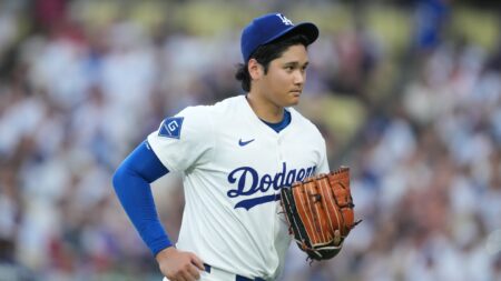 Shohei Ohtani will pitch Monday for Dodgers; Will Smith sidelined at least through weekend