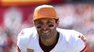 Biceps injury leads to limited practice for Baker Mayfield