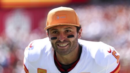 Biceps injury leads to limited practice for Baker Mayfield