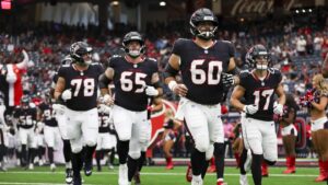 Texans C Jake Andrews carted off with ankle injury