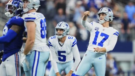 Brian Schottenheimer views Brandon Aubrey’s field goal range as around 70 yards