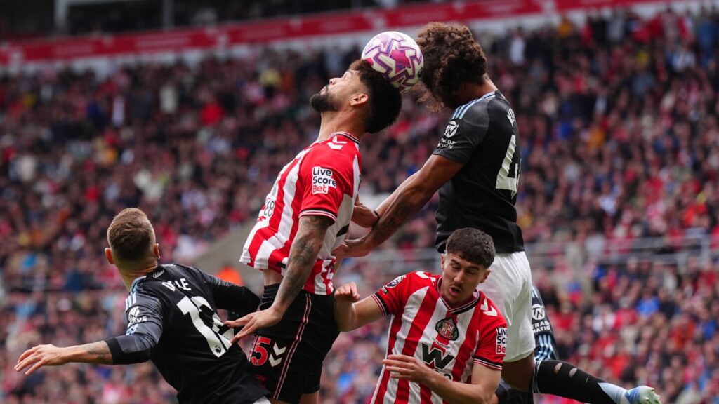 Sunderland 1-1 Aston Villa: 10-man Black Cats pile pain on Villa