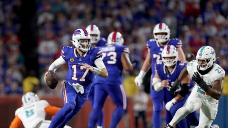Roughing the punter by Dolphins leads to Bills’ go-ahead TD