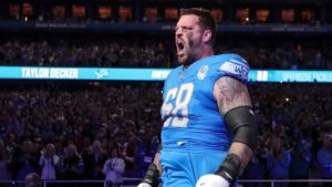 OT Taylor Decker, LB Jack Campbell return to practice