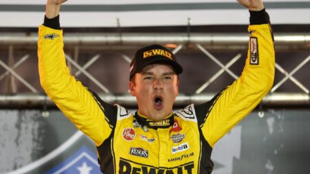 Results, points, playoff standings after Bristol as Bell completes first-round JGR sweep