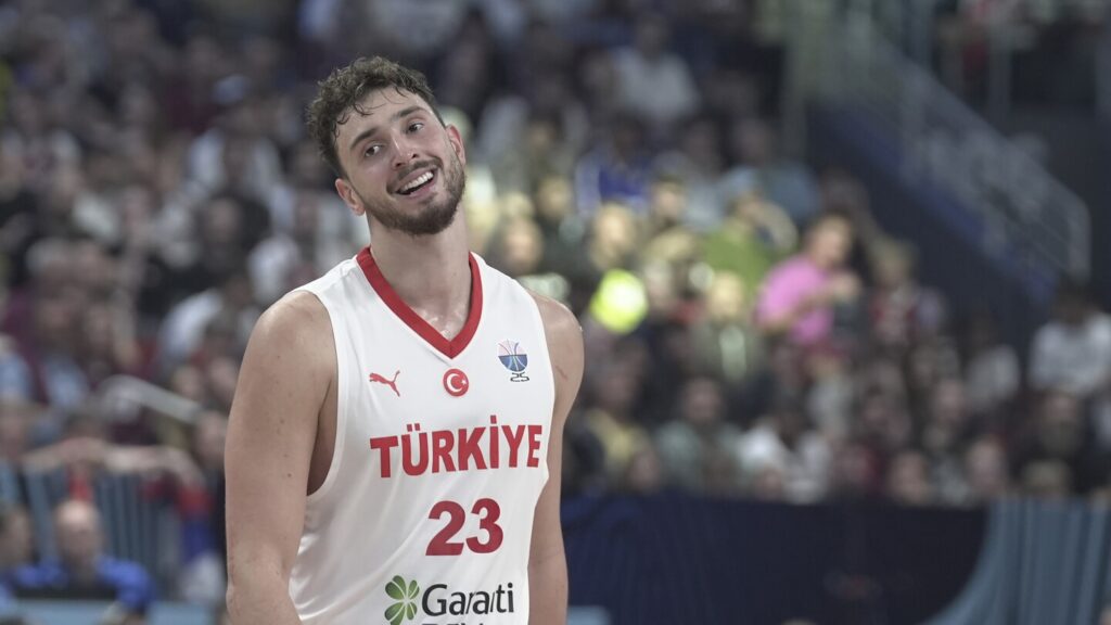 Alperen Sengun outduels Nikola Jokic, Turkiye hands Serbia first EuroBasket defeat