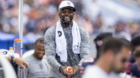 Bears CB Jaylon Johnson (calf, groin) is questionable for Monday night vs. Vikings