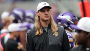 Andrew Van Ginkel, Christian Darrisaw ruled out for Vikings-Falcons