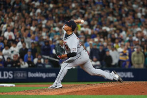 ALDS Game 1: Tigers take 3-2 extra-innings win over Mariners in Seattle
