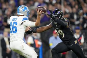 Chargers acquire Ravens linebacker Odafe Oweh in exchange for safety Alohi Gilman