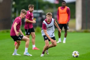 Manchester City fend off Sir Alex Ferguson influence to win race for Scottish generational talent