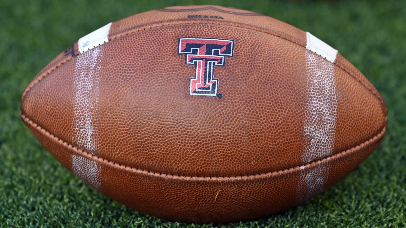 Jalen Brewster Commits to Texas Tech, 5-Star is No. 1-Ranked DL in Class of 2027