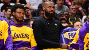 Lakers’ LeBron James Celebrates Bronny’s 21st Birthday in IG Photo, ‘Keep Going’