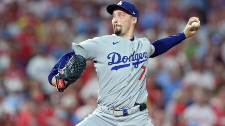 Dodgers Beat Phillies, Take 2-0 Series Lead as MLB Fans Hype Snell, Unstoppable Lineup