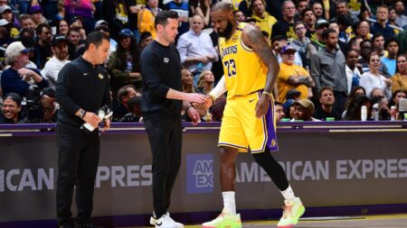 Lakers’ J.J. Redick Says ‘Nobody Was Freaking Out’ About LeBron James’ 2nd Decision