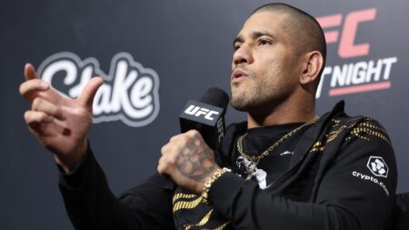 Alex Pereira Broke Foot at UFC 320, Still Eyes Jon Jones White House Fight amid Injury