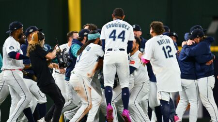 Mariners Advance to ALCS with Historic 15th-Inning Walk-Off vs. Tigers, Wow MLB Fans