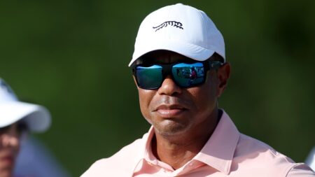 Tiger Woods Has Surgery for Back Injury to Address Collapsed Disc, Spine Issue