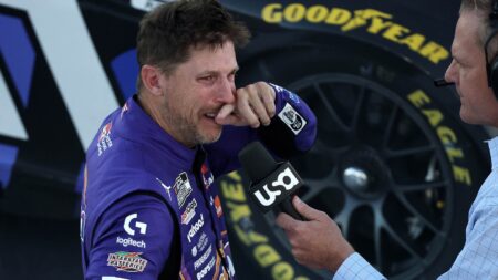Denny Hamlin charges to win at Las Vegas and into the Championship 4 with 60th victory