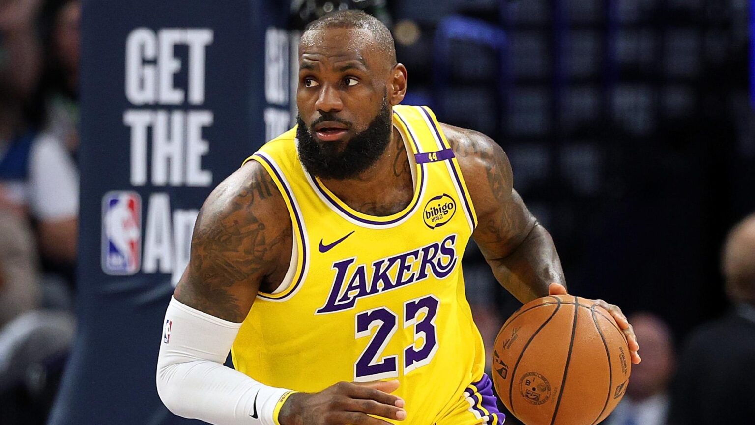 Lakers’ LeBron James Reflects on Warning Financial Advisor Not To ‘Steal’ His Money