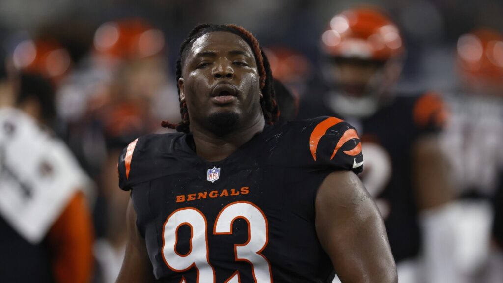 DT McKinnley Jackson asks Bengals to trade or release him DT McKinnley Jackson asks Bengals to trade or release him