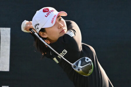 Youmin Hwang birdies 5 of last 6 holes to win in Hawaii for her first LPGA Tour title