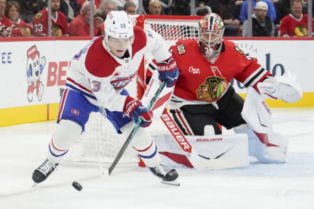 Blackhawks Allow Game-Winning Goal With 15 Seconds Left, Lose 3-2 To Canadiens