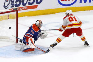 Skinner’s Miscue Costs Oilers in Shootout Loss to Flames