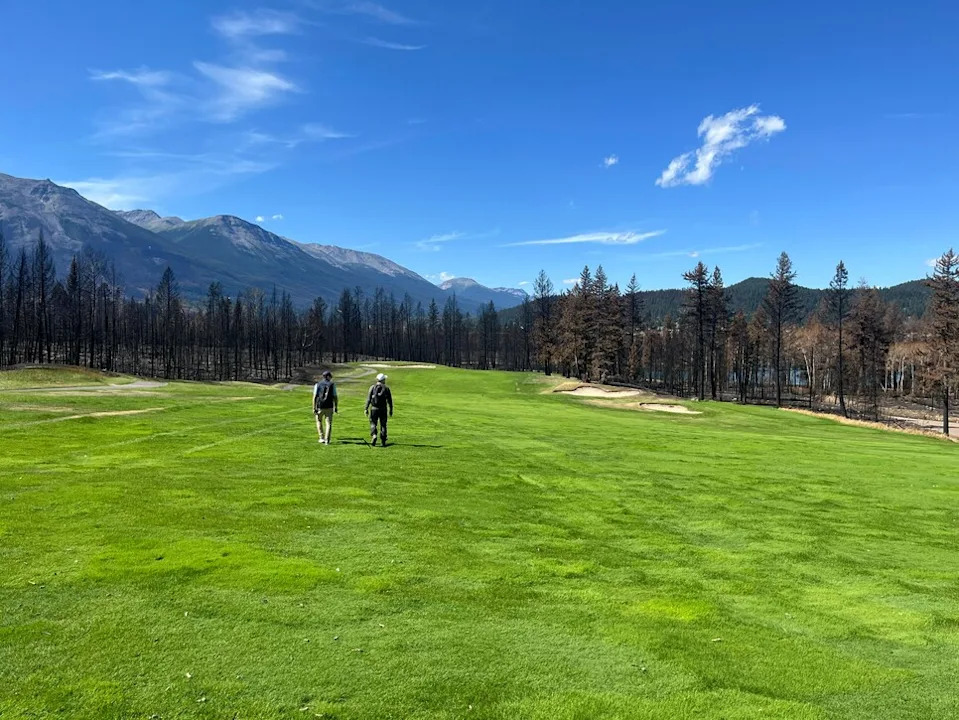 /content/dam/images/golfdigest/fullset/2023/1/GD1025_FEAT_JASPER_08.jpg