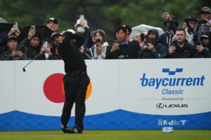 Schauffele and Greyserman atop the leaderboard after three rounds of Japan PGA tournament