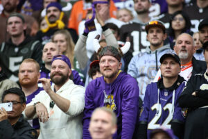 Ticketmaster apologizes to NFL fans in London for delays getting into Tottenham Hotspur Stadium for Vikings vs. Browns