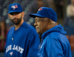 Longtime MLB infielder, coach Sandy Alomar Sr. dies at 81