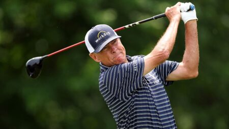 Two-time Players champion Davis Love III won’t miss his fifth Furyk & Friends