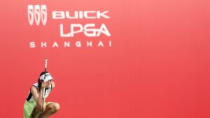 Extreme heat wreaks havoc on the greens at Buick LPGA Shanghai event