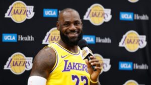 LeBron James talks newfound love for golf in podcast with Steve Nash