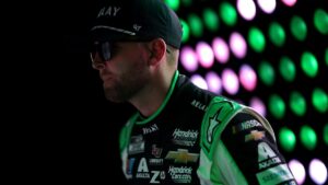 William Byron crashes in NASCAR Las Vegas race