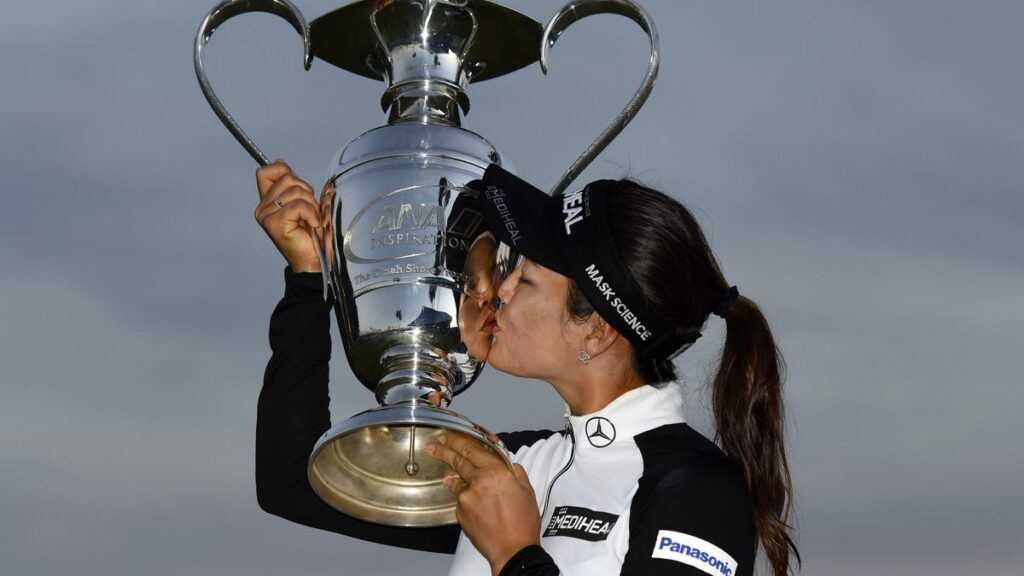 Former No. 1 watched ‘Friends’ to learn English and is now in TV booth Former No. 1 watched ‘Friends’ to learn English and is now in TV booth